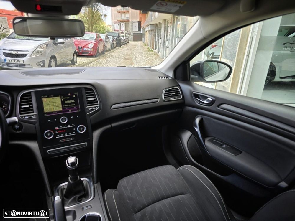 Renault Mégane Sport Tourer 1.3 TCe Limited - 21
