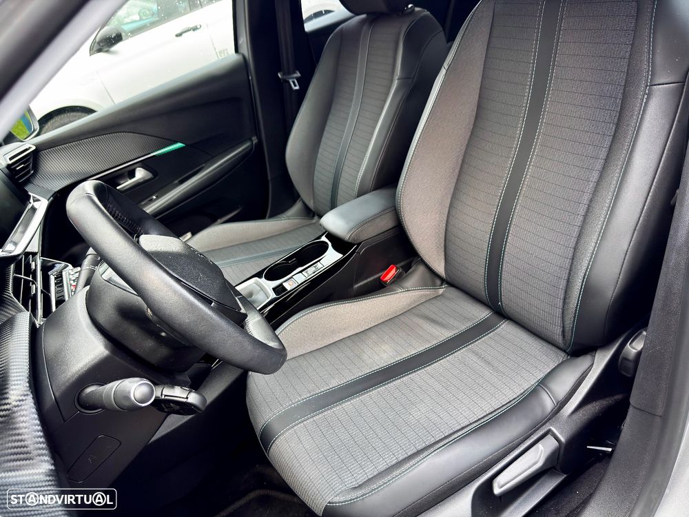 Peugeot 208 1.2 PureTech Allure - 14