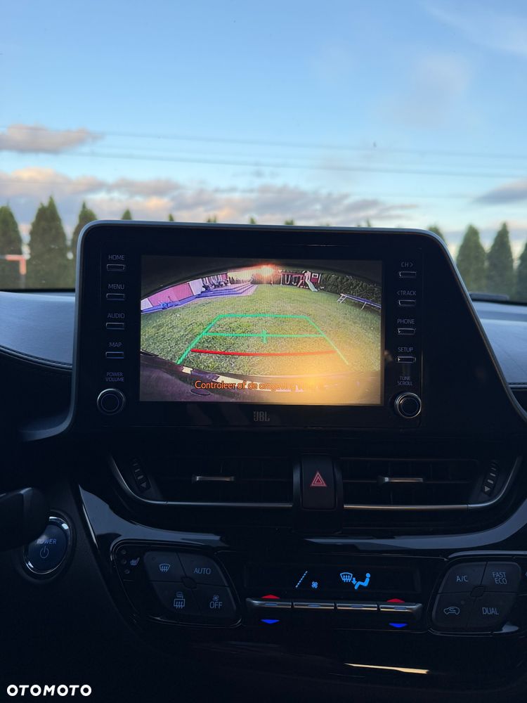 Toyota C-HR - 33