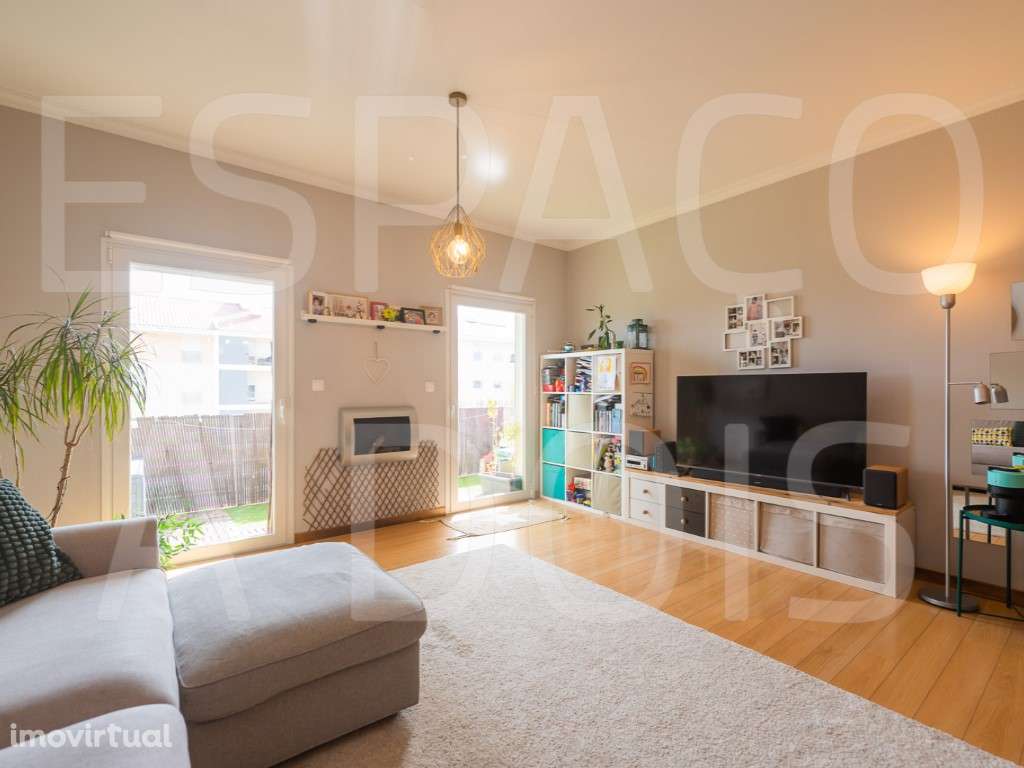 LOCALIZAÇÃO SOSSEGADA ! Bom Estado de Conservação! Parqueamento P/ ... - Grande imagem: 5/56