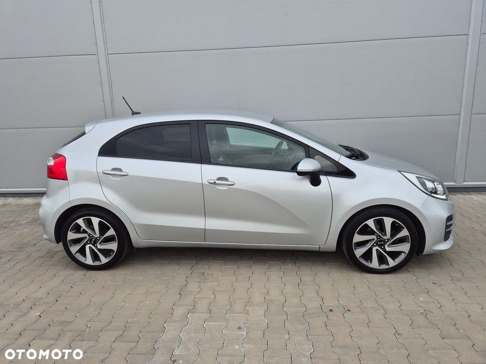 Kia Rio - 5