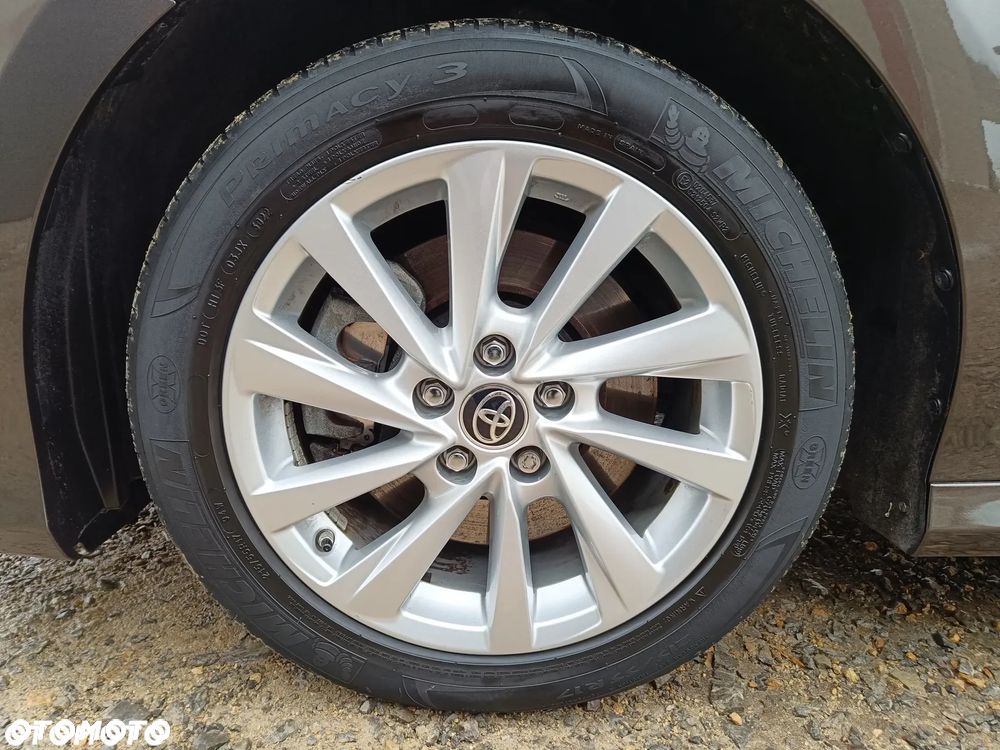 Toyota Camry 2.5 Hybrid Comfort CVT - 20