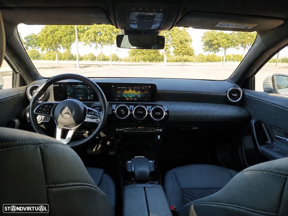 Mercedes-Benz A 250 Limousine e 8G-DCT Progressive - 11