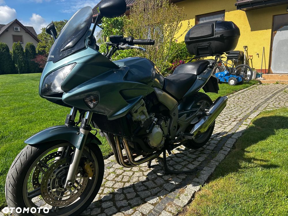 Honda CBF - 10