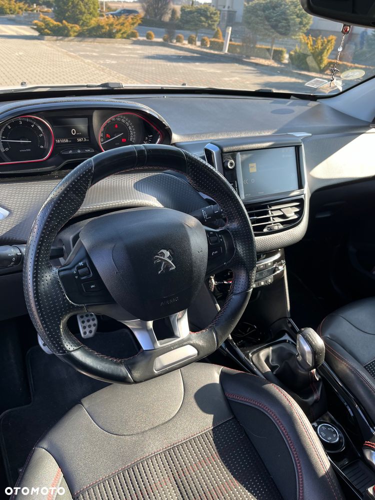 Peugeot 2008 1.6 BlueHDi Style S&S - 7