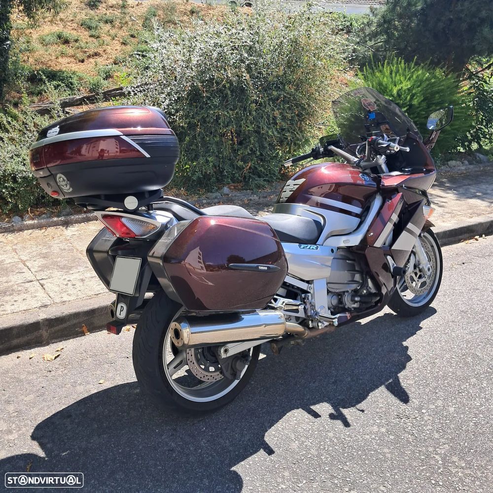 Yamaha FJR - 3