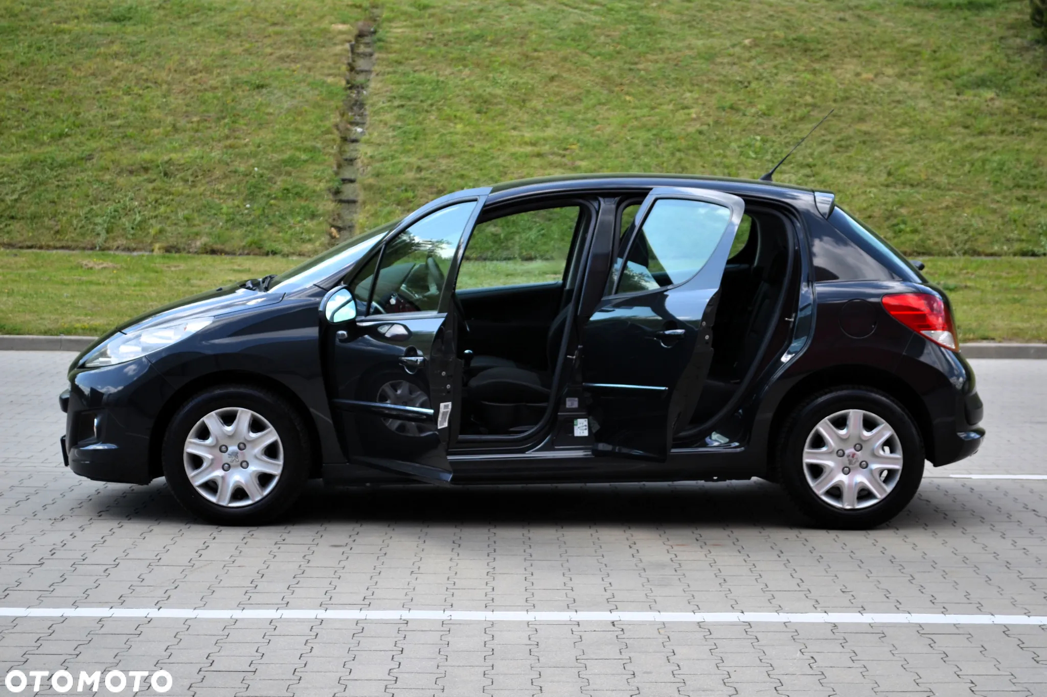 Peugeot 207 1.4 Sportium - 26