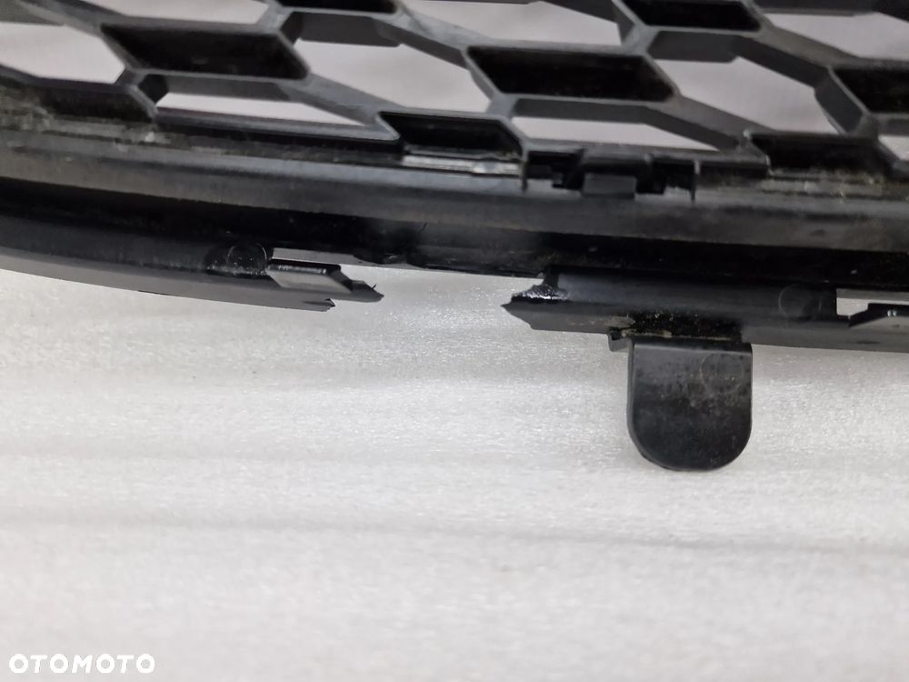 OPEL CORSA F 19- ATRAPA / GRILL PRZEDNI PRZÓD / CHROMOWANE PASECZKI , NR 9829474180 / 982947418000 , NR AUKCJI GL4 - 16