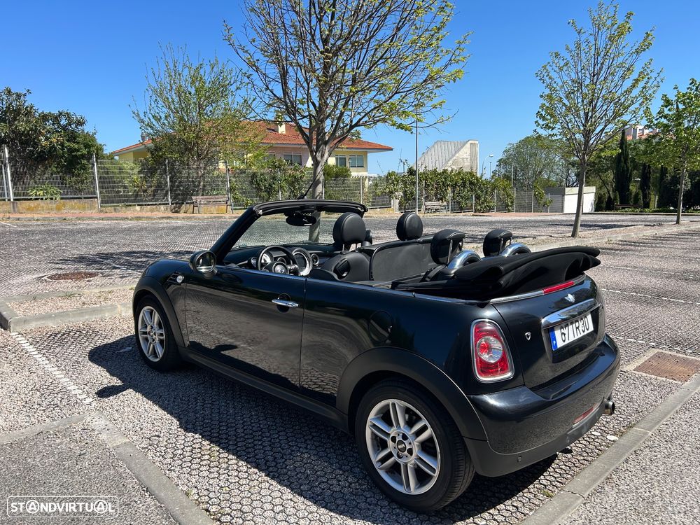 MINI Cabrio Cooper D - 11