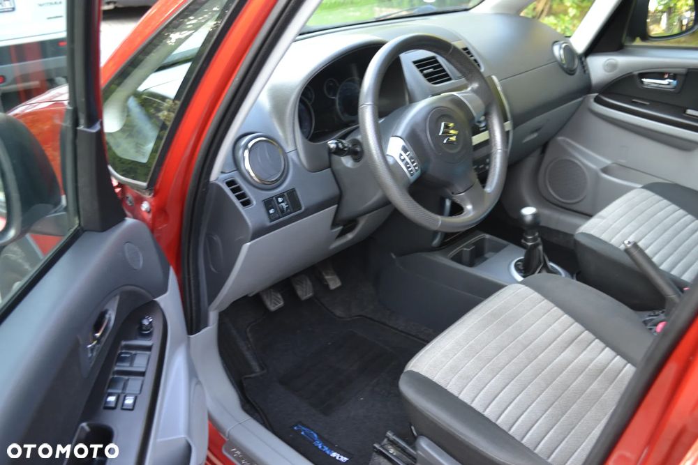 Suzuki SX4 1.6 VVT 4x4 Limited - 11