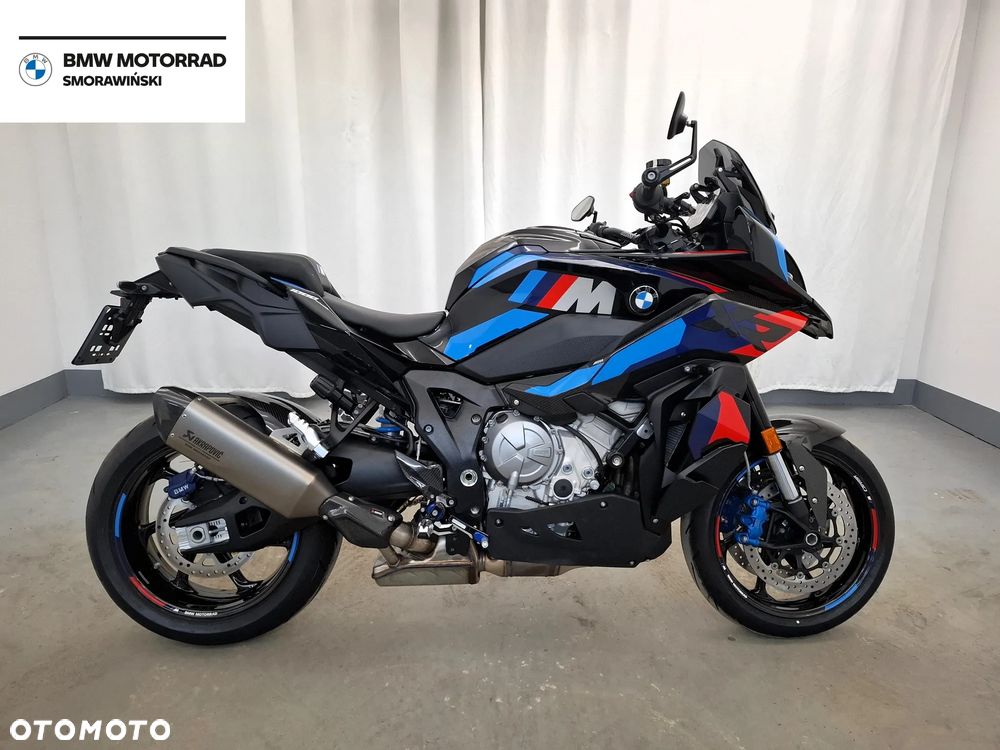 BMW XR - 9