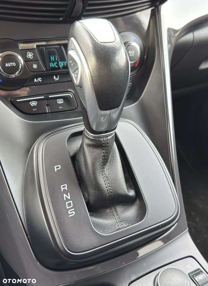 Ford Kuga 2.0 TDCi 4x4 Titanium - 26