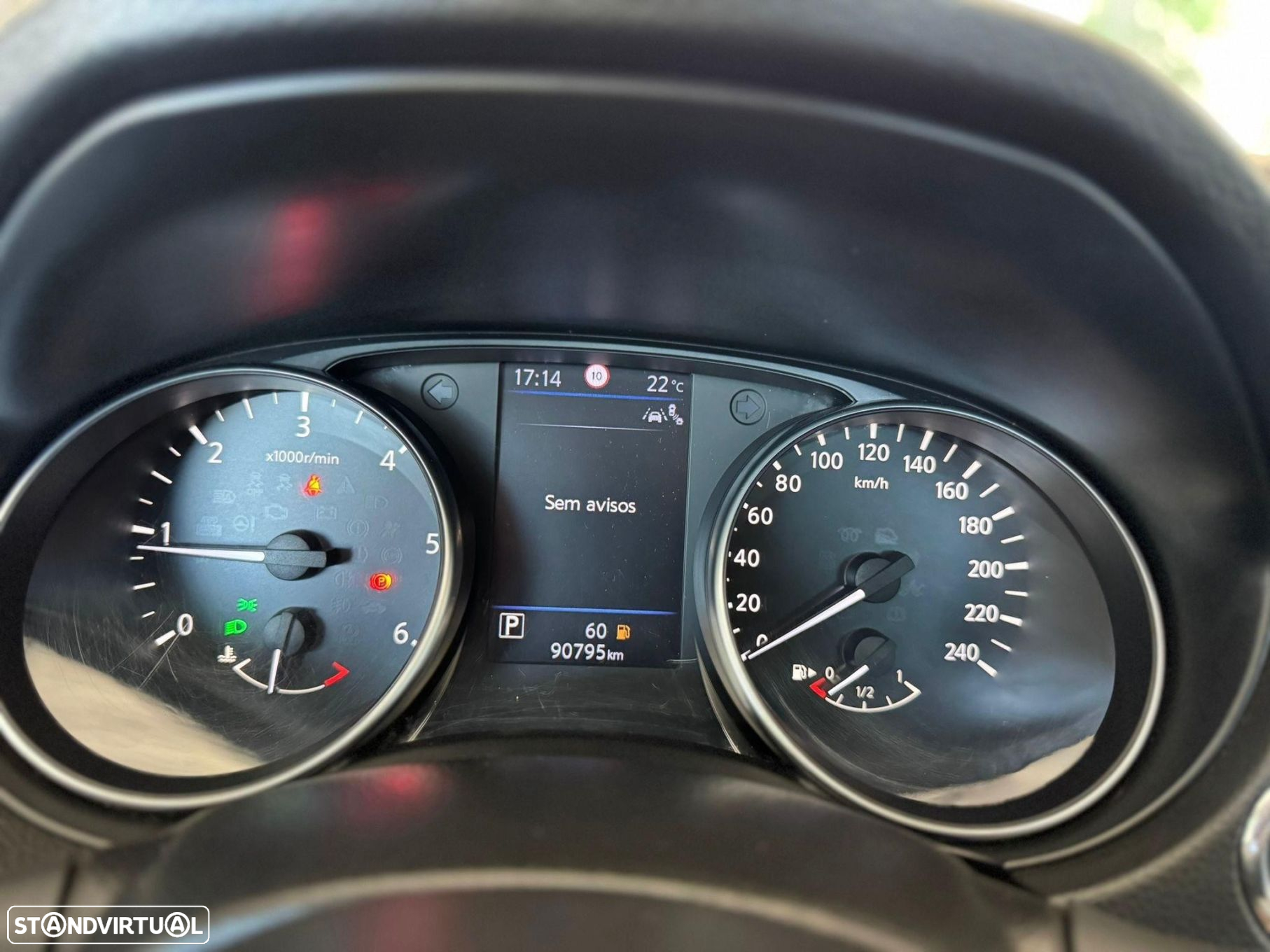 Nissan Qashqai 1.5 dCi Tekna - 13