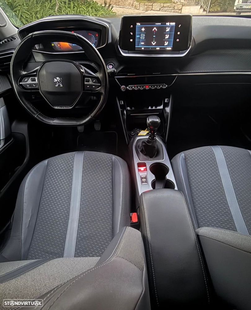 Peugeot 2008 PureTech 82 Allure - 10