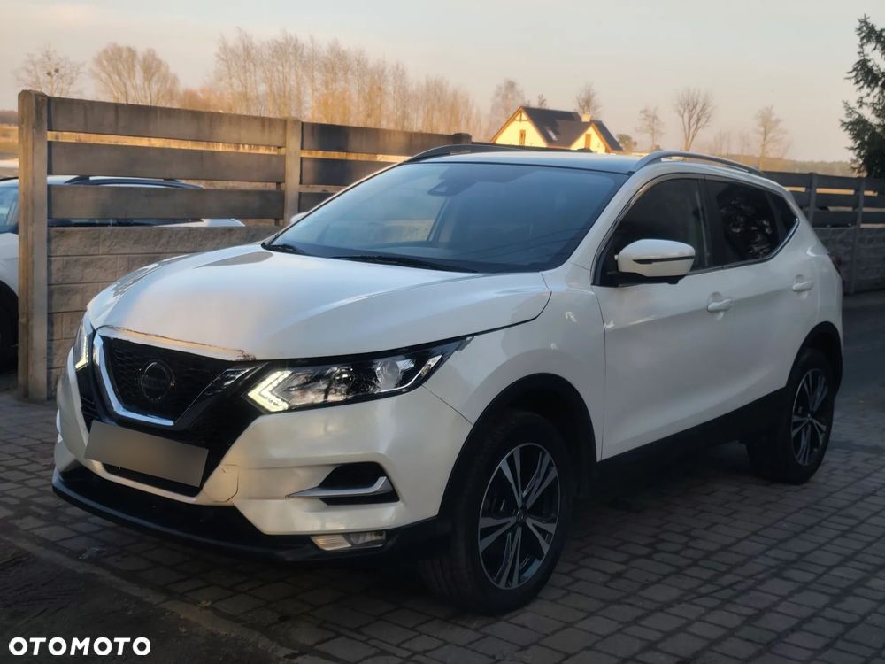 Nissan Qashqai 1.5 dCi Tekna - 1
