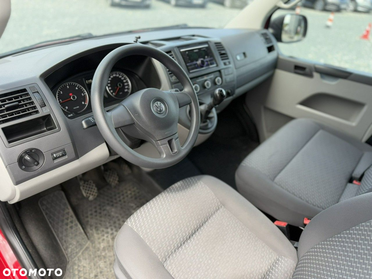 Volkswagen Transporter T5 TDI L2 - 17