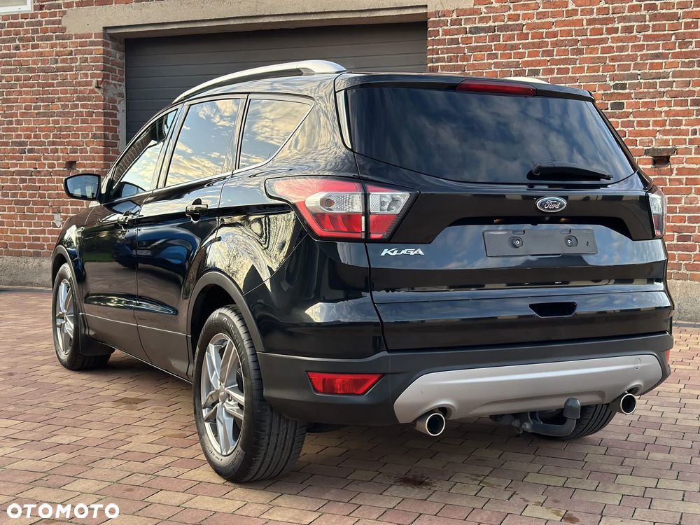 Ford Kuga 2.0 TDCi FWD Titanium - 11