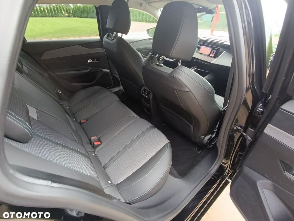 Peugeot 308 - 13