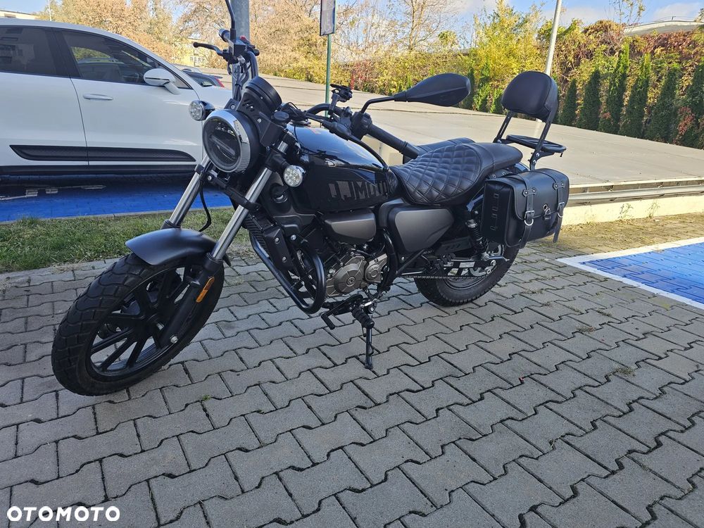 QJMOTOR SRV 125 - 20