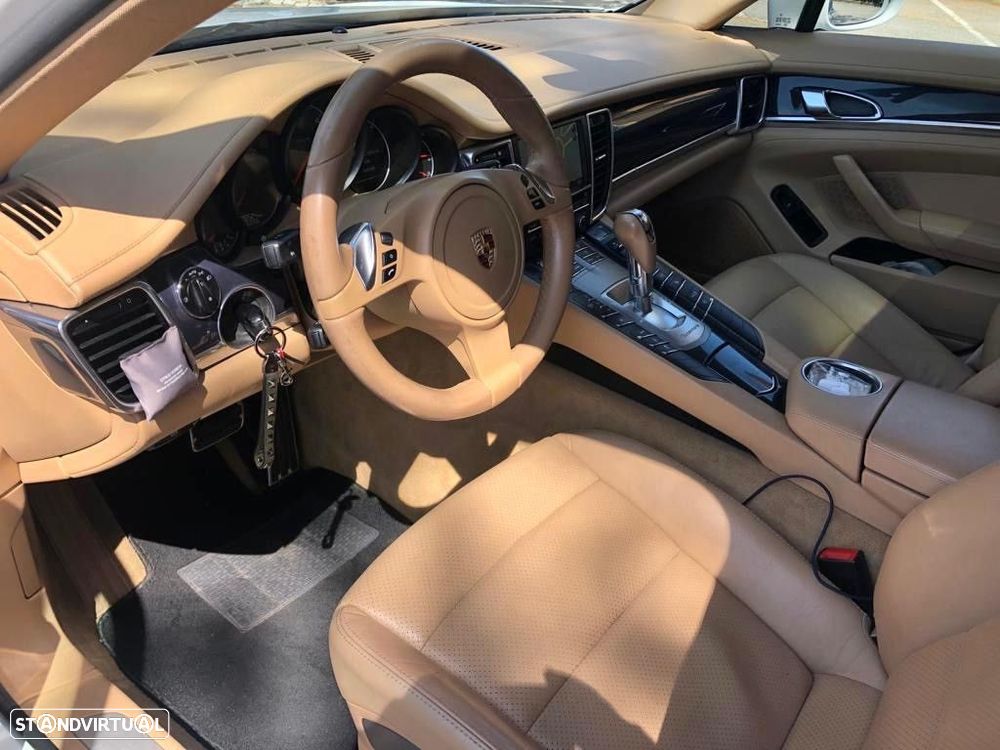 Porsche Panamera Platinum Edition - 17