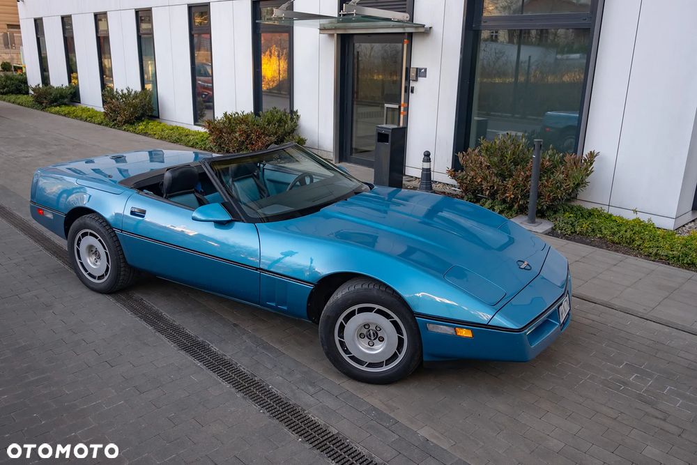 Chevrolet Corvette - 2
