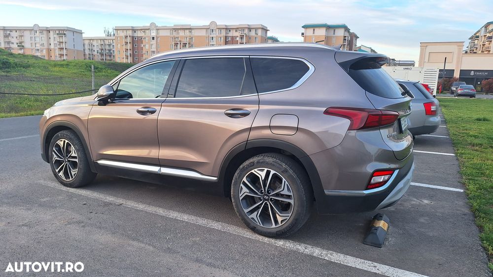 Hyundai Santa Fe 2.2 CRDi 4WD 8AT Luxury - 2