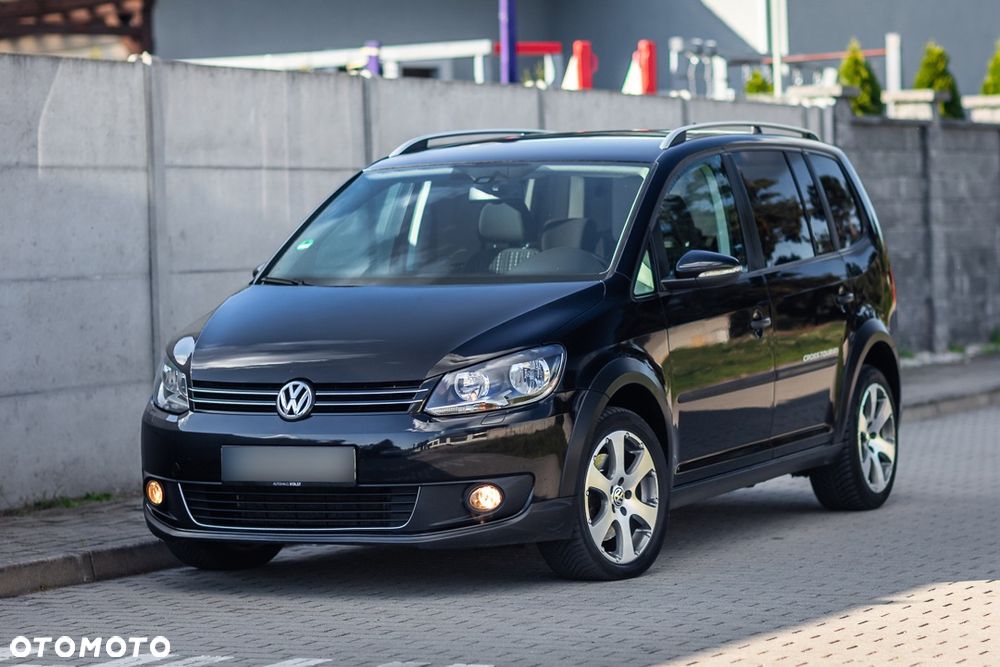 Volkswagen Touran 2.0 TDI DPF Cross DSG - 3