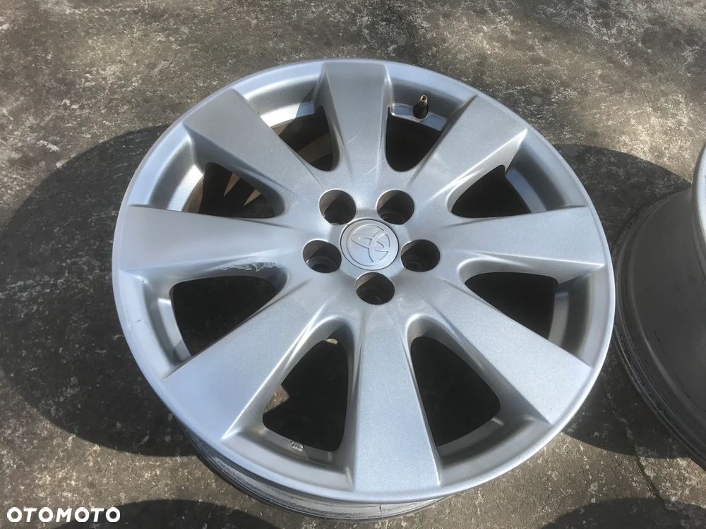 Felgi Toyota Avensis T25 Prius 7x17 5x100 ET45 - 3