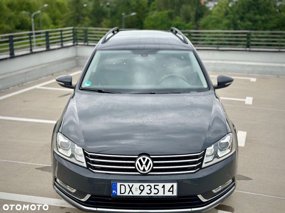 Volkswagen Passat 1.6 TDI DPF BlueMot Highline - 2