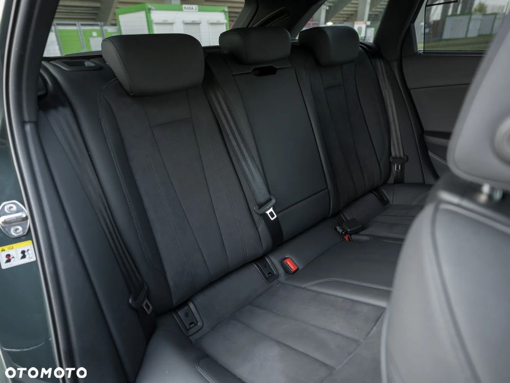 Audi A4 Avant 50 TDI quattro tiptronic S line - 31
