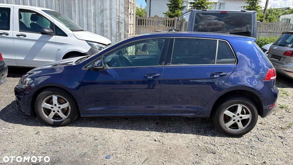 Volkswagen Golf 1.0 TSI City - 14