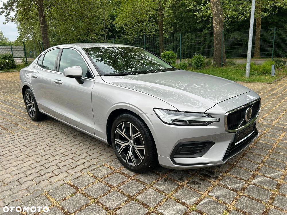 Volvo S60 - 1