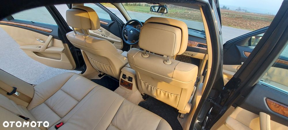 BMW Seria 5 530d Edition Exclusive - 10