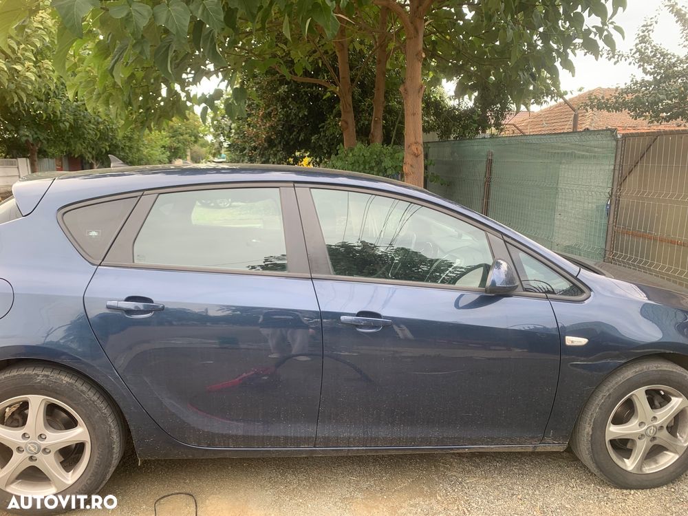 Opel Astra 1.3 CDTI ECOTEC - 8