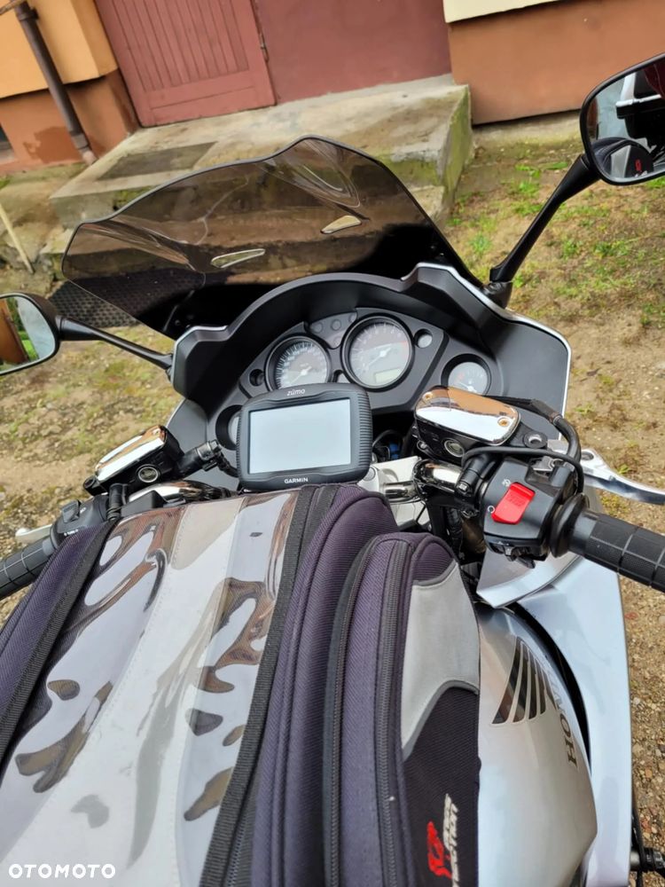 Honda CBF - 3