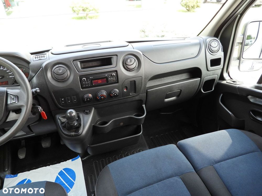Renault MASTER FURGON BRYGADÓWKA 7 MIEJSC TEMPOMAT BLIŹNIACZE KOŁA KLIMATYZACJA  145KM - 28