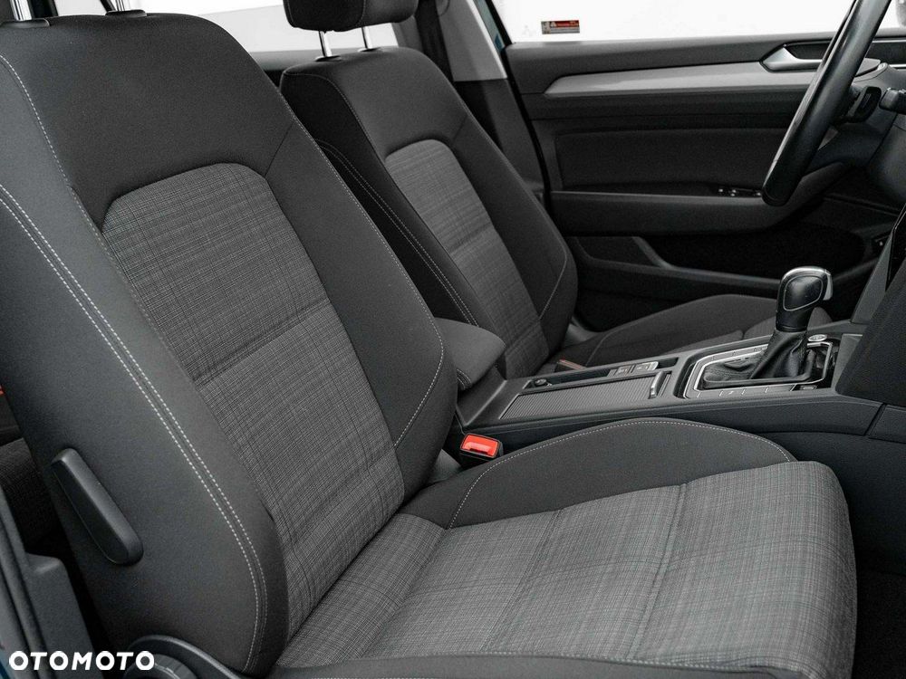 Volkswagen Passat 1.5 TSI EVO Business DSG - 32