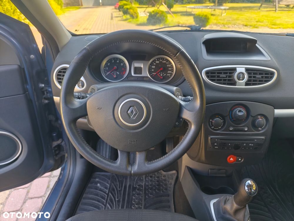 Renault Clio 1.2 16V TCE Luxe - 19