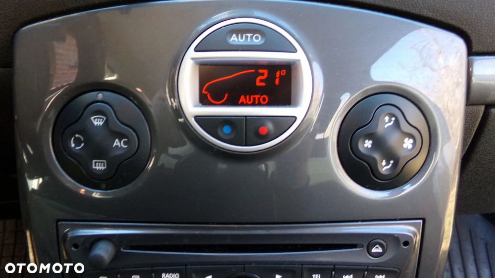 Renault Clio TCe 100 Dynamique - 9