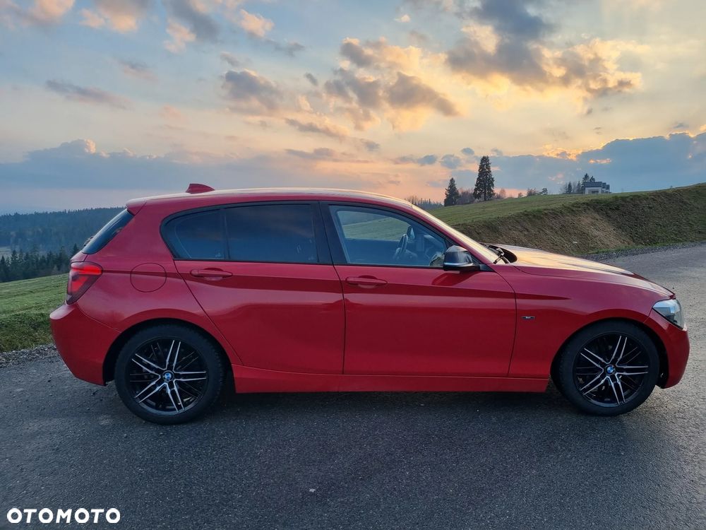BMW Seria 1 118d Sport Line - 3