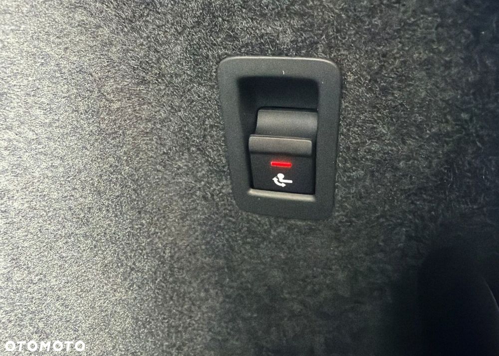 Audi Q3 35 TFSI mHEV S tronic - 24