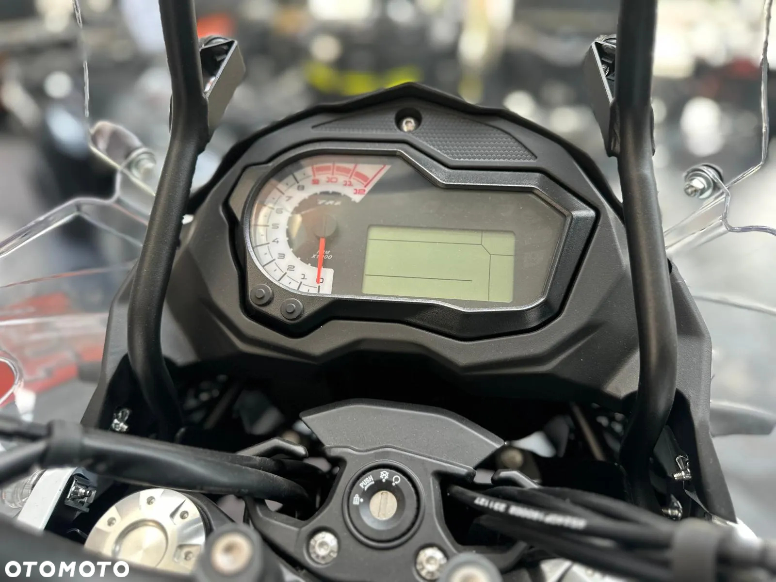 Benelli TRK 502 - 9