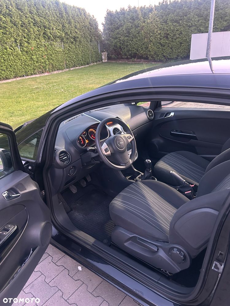 Opel Corsa 1.2 16V Enjoy - 8