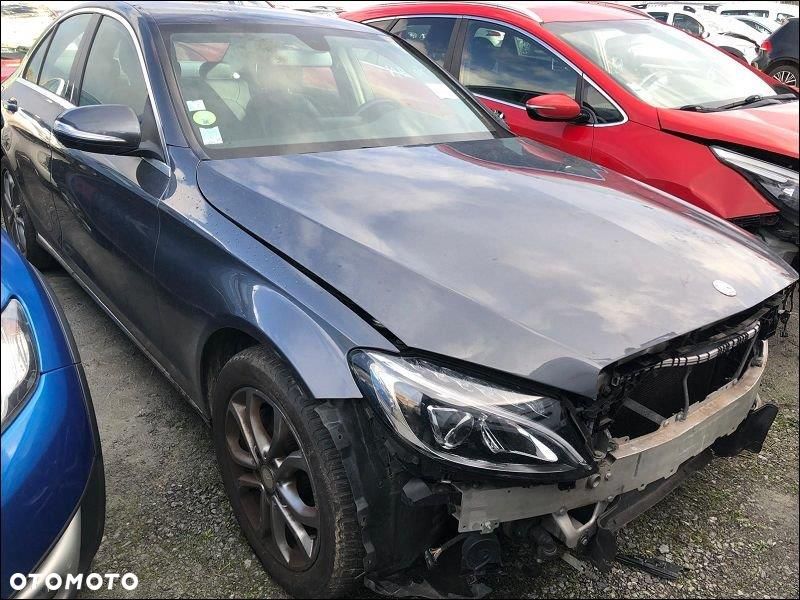 Mercedes-Benz Klasa C - 1