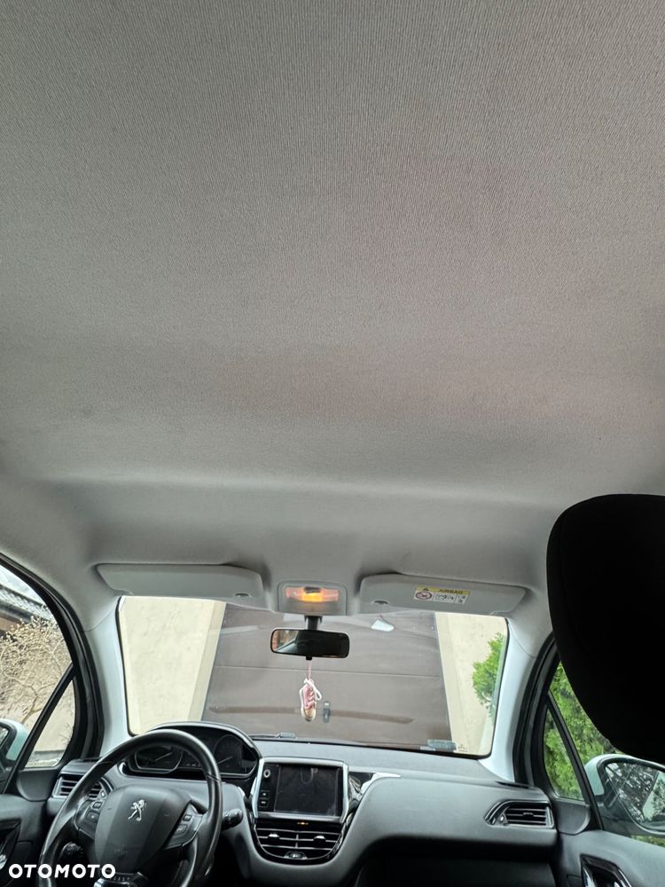 Peugeot 208 1.2 PureTech Access - 23