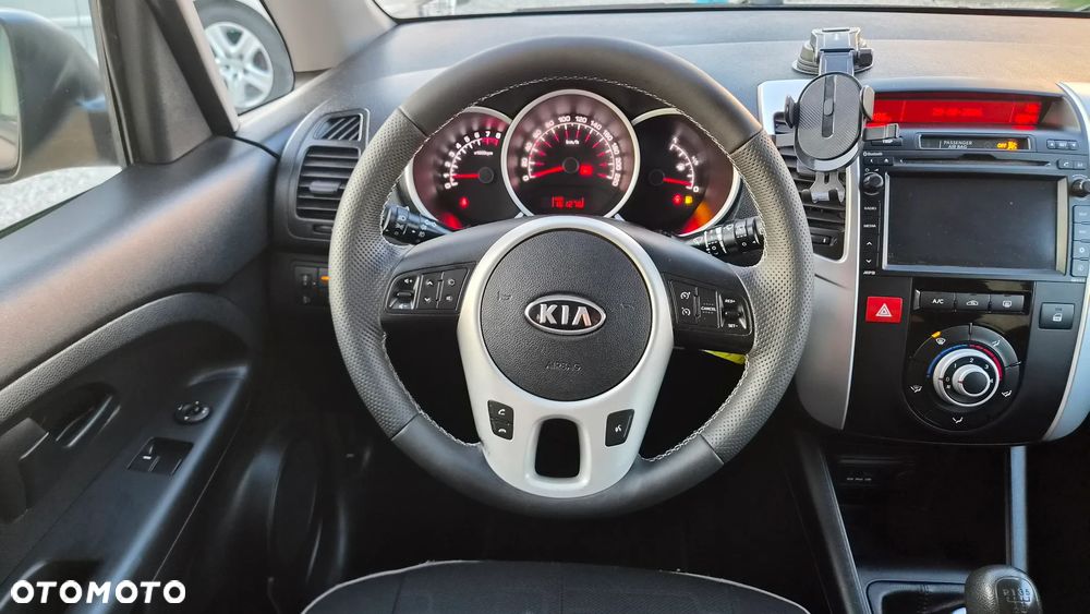 Kia Venga 1.4 CVVT Spirit - 14