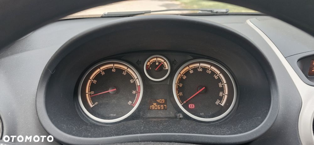Opel Corsa - 26