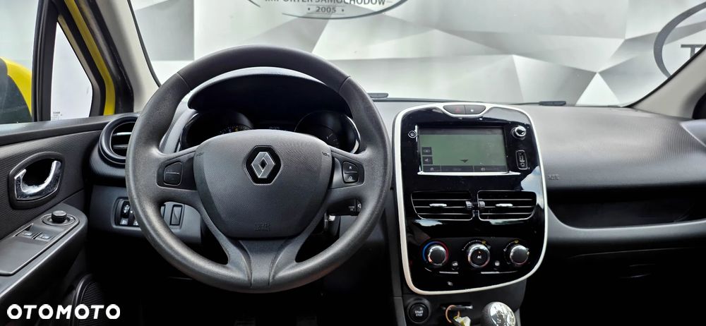 Renault Clio 1.2 16V 75 Experience - 21