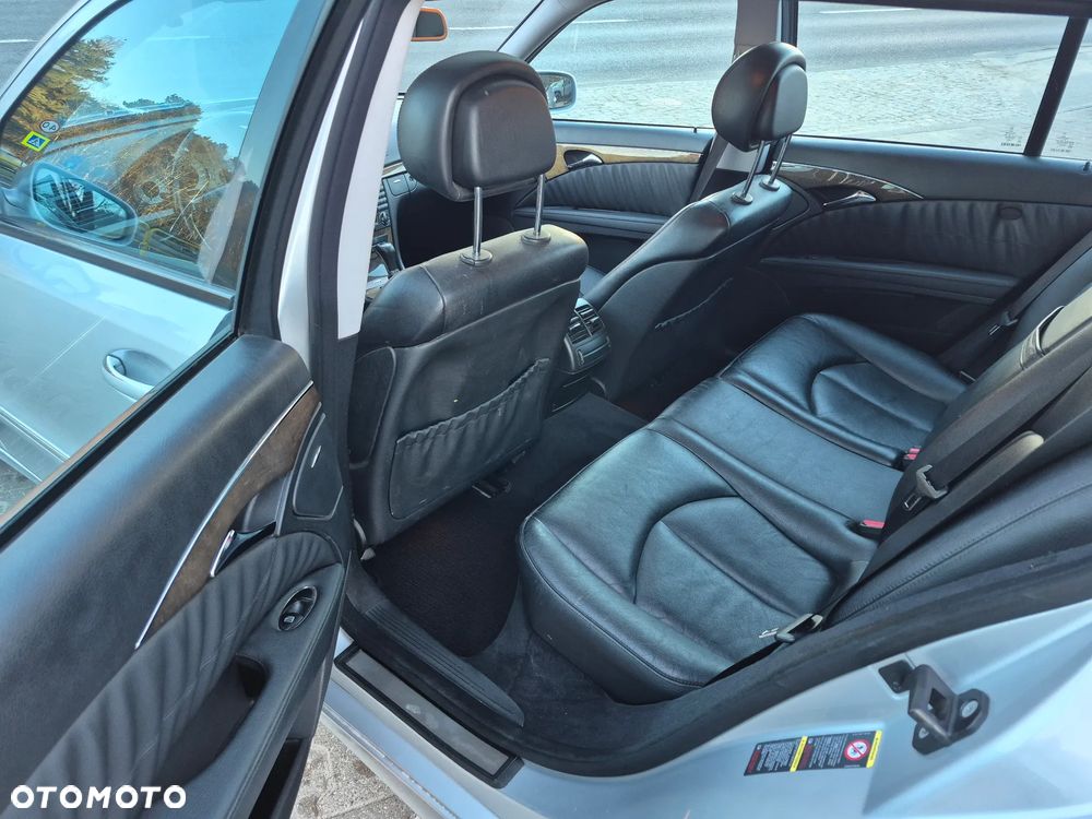 Mercedes-Benz Klasa E 320 CDI 7G-TRONIC Avantgarde - 8