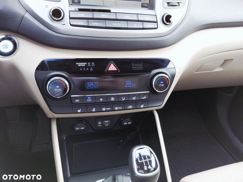 Hyundai Tucson 1.6 GDI BlueDrive Style 2WD - 20